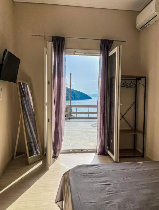 Appartamento Poseidon'S Bayview Kitriaí Esterno foto