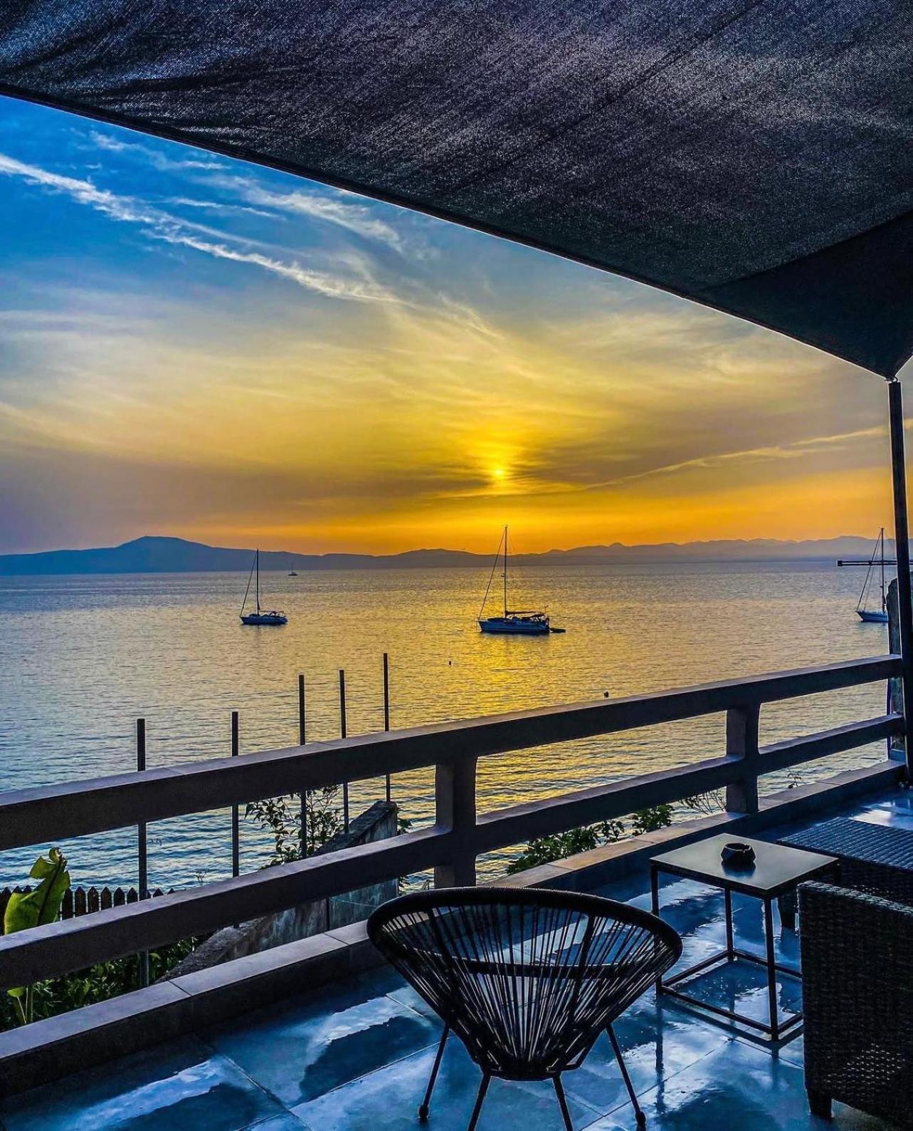 Appartamento Poseidon'S Bayview Kitriaí Esterno foto